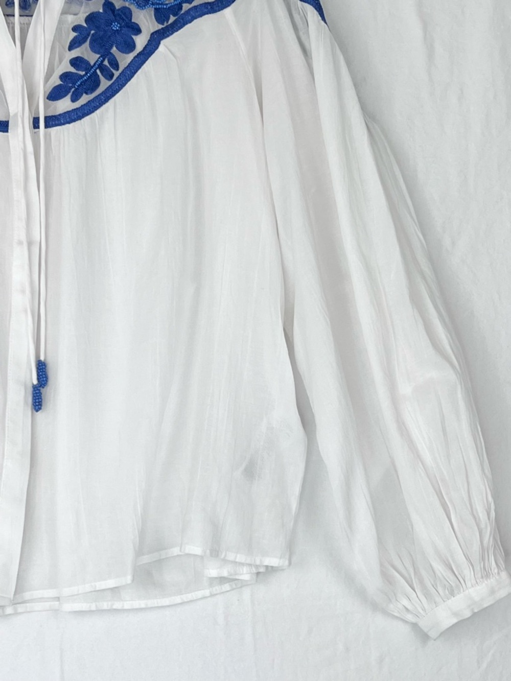 Anthropologie Long-Sleeve Lace Blouse White Blue Sz S Embroidered Beaded Relaxed - Picture 7 of 16